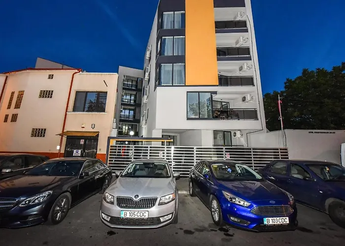 Апартаменти Ideal Old Town *