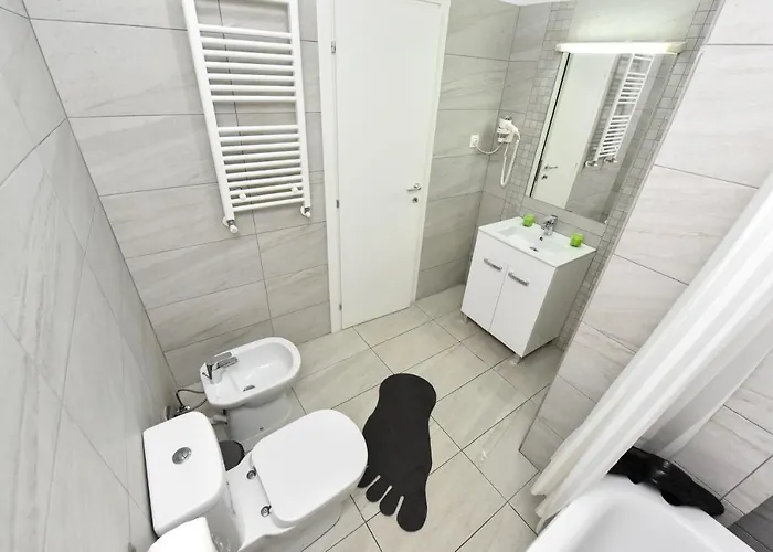 Ideal Old Town * בוקרשט