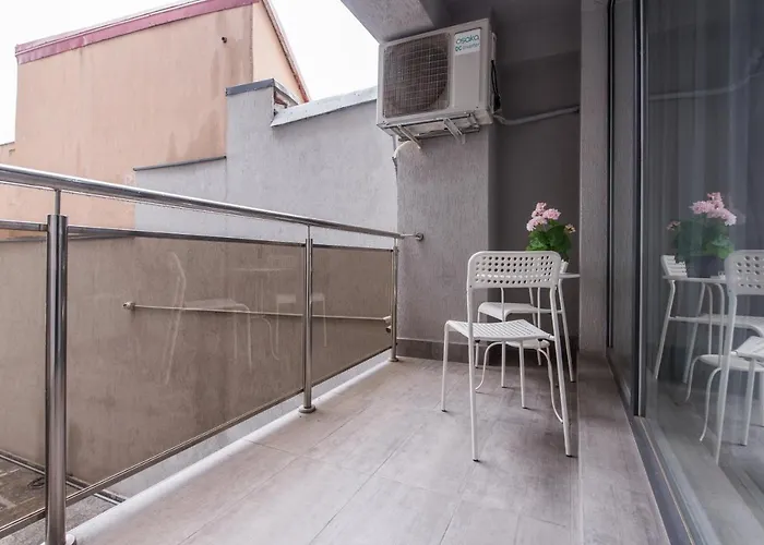 Ideal Old Town * בוקרשט