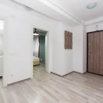 Ideal Old Town Apartment *